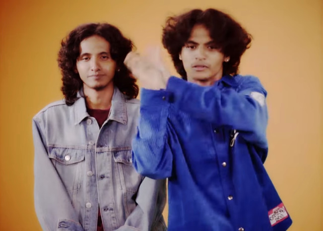 Vadel Badjideh Murka, Mukanya di Video Klip Radja Diganti Monyet