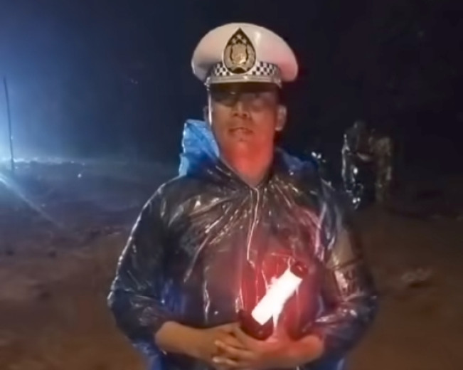 Tanah Longsor di Batu Jomba, Pengendara Diimbau Lalui Jalan Alternatif