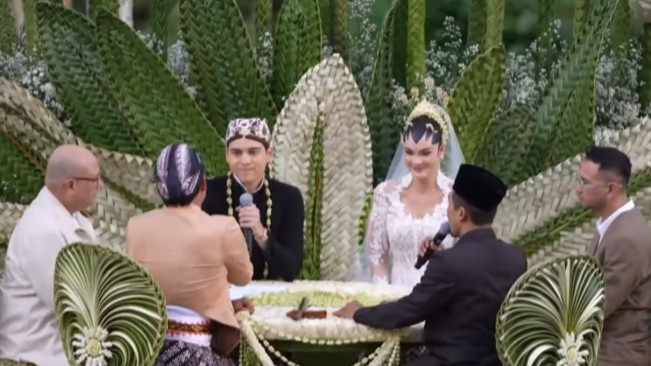 Satu Tarikan Nafas Maxime Bouttier Ucap Ijab Kabul Pernikahan dengan Luna Maya, Sah Jadi Suami Istri