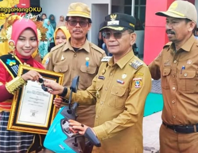 Horeeee, Bidan Desa Teladan yang Kena Prank Pemda Akhirnya Dapat Motor Beneran Usai Viral