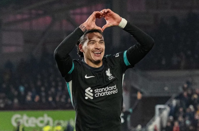 Darwin Nunez Jadi Pahlawan, Gol Telatnya Bawa Liverpool Menang 2-0 Lawan Brentford