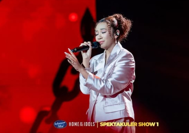 Lagi, Angelina Carvalho Kembali Buat 5 Juri Beri Standing Ovation di Babak Spektakuler Show Perdana Indonesian Idol XIII