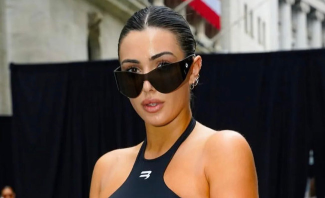 Fakta Mencengangkan Bianca Censori, Istri Kanye West yang Tampil Nyaris Bugil di Grammy