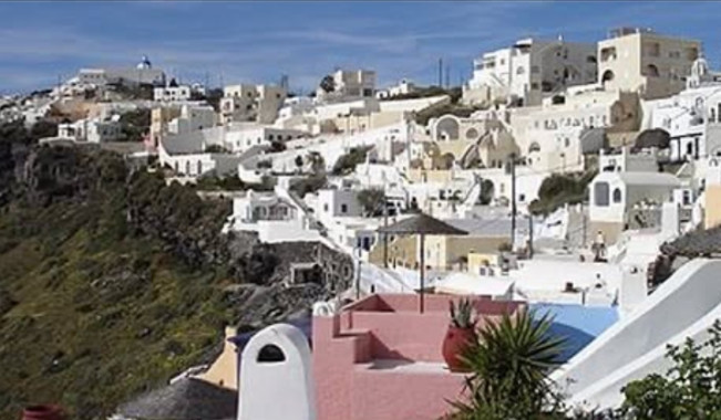 Seram, 'Pulau Instagram' Santorini Diguncang 1440 Gempa Sejak 1 Februari 2025