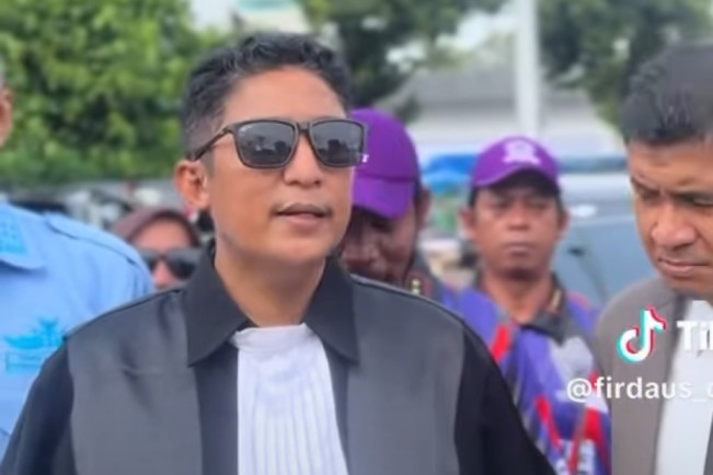 Reaksi Hotman Paris Soal Psywar Pengacara Firdaus Oiwobo: Enteng Kalau Cuma Lawan Kamu