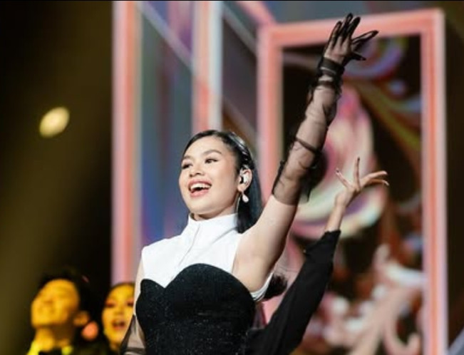 Vanessa Simorangkir Bawakan Lagu Romantis 'Surat Cinta Untuk Starla' di Babak Spektakuler Show 4 : Simak Liriknya