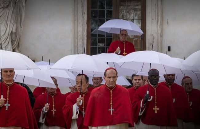 Conclave Segera Tayang di Bioskop Indonesia: Cerita Pemilihan Paus yang Diwarnai Intrik dan Polemik