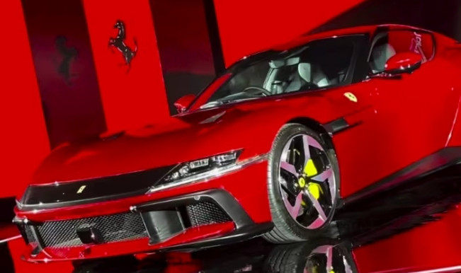 Ferrari 12Cilindri Segera Meluncur di Indonesia, Simak Estimasi Harganya!