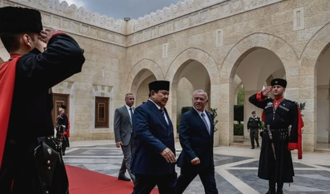 Momen Hangat Pertemuan Prabowo dan Raja Yordania: Dua Sahabat  yang Telah Berteman Puluhan Tahun