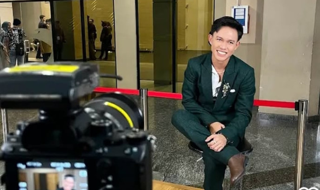 Profil Fajar Noor, Finalis Medan yang Bakal Adu Suara dengan Shabrina Leanor di Grand Final Indonesian Idol 2025
