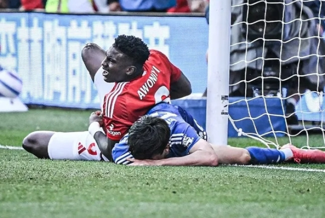Sempat Koma usai Tabrak Tiang Gawang, Taiwo Awoniyi Kini Selamat dari Cedera Mengerikan