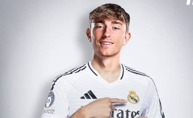Dean Huijsen Selangkah Lagi Berseragam  Real Madrid