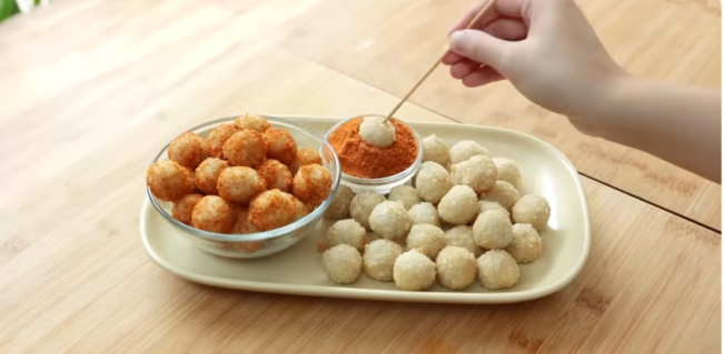 Bikin Cemilan Untuk Si Kecil Yuk, Berikut Resep Cimol ala Chef Devina Hermawan