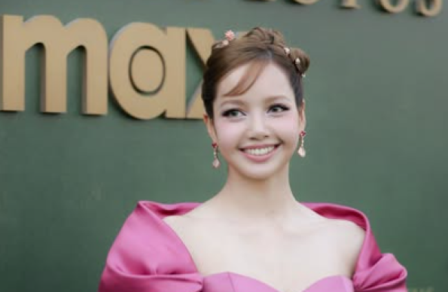Hadir di Acara Thailand, Lisa BLACKPINK Ceritakan Pengalaman 'Menakutkan' Saat Hadapi Sasange di Korea Selatan