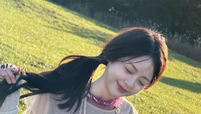 Datang ke 'Noon's Hope with Kim Shin Young', Carmen Tunjukan Kelenturan Tangannya
