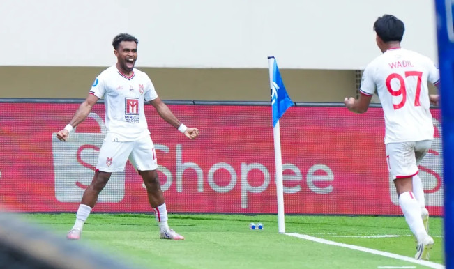 Hattrick Perdana, Yakob Sayuri Bawa Malut United Bungkam Tuan Rumah Persis Solo