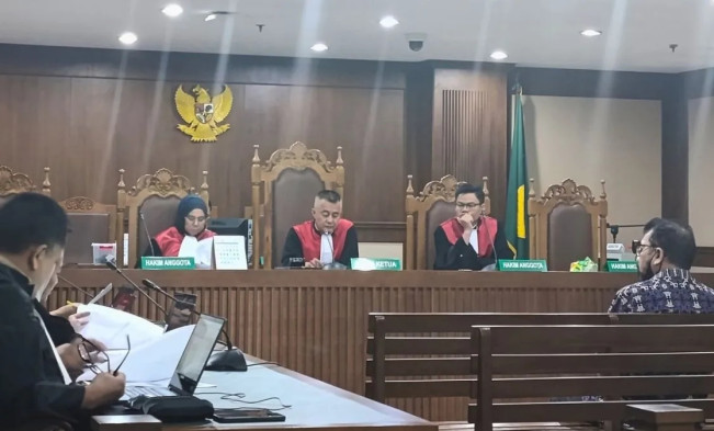 Zarof Ricar dalam sidang pemeriksaan saksi di Pengadilan Tipikor Jakarta, Senin (26/5/2025). [Dok. Istimewa]