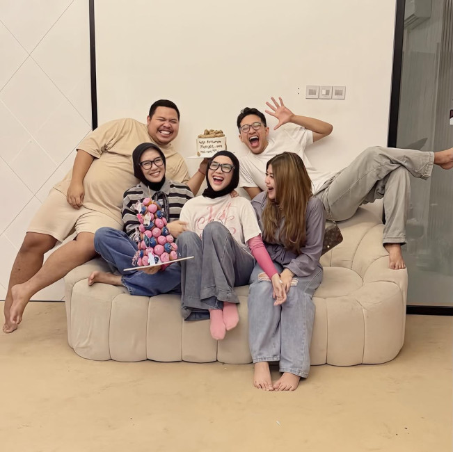 Nadya dan teman temannya (Instagram)