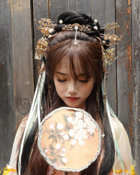 Fuji saat menggunakan Hanfu (instagram.com/fuji_an/)