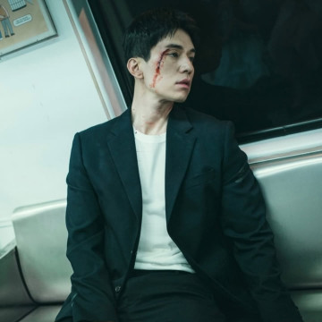 Lee Dong Wook (Instagram)