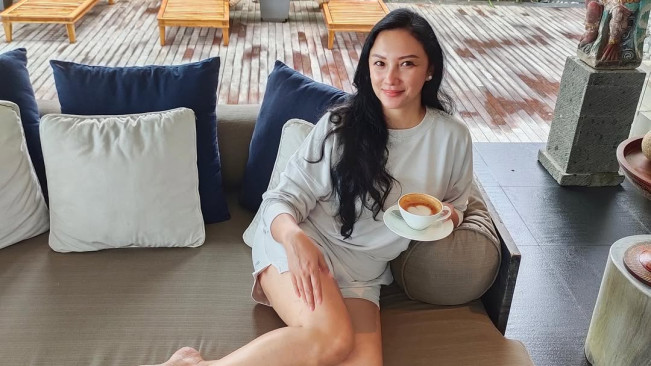 Tengok Kebahagiaan Tata Cahyani Mantan Istri Tommy Soeharto, Menikah dengan Aktor Hollywood