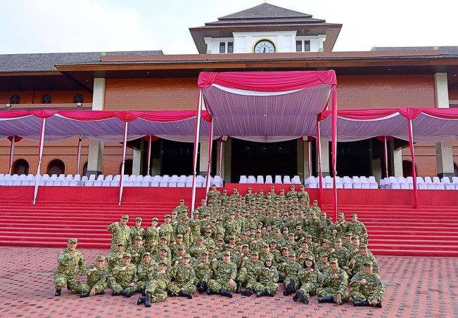 Keren Bosque, Prabowo Traktir Pakai Uang Sendiri Biaya Retreat Menteri di Akmil Magelang