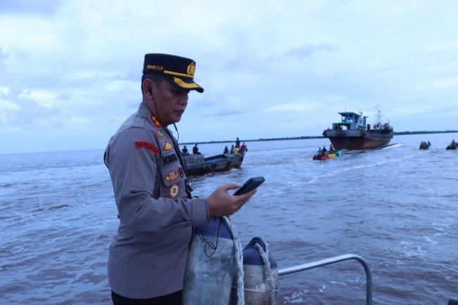 Speedboat Rute Inhil-Tanjung Pinang Terbalik, 12 Orang Tewas