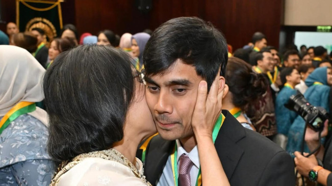 Biodata dan Agama Adwin Haryo Indrawan, Anak Sri Mulyani Lulus Dokter Spesialis UI