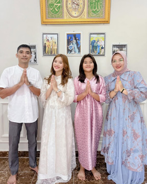 Sridevi dan Keluarga (instagram/@da5_sridevi03)