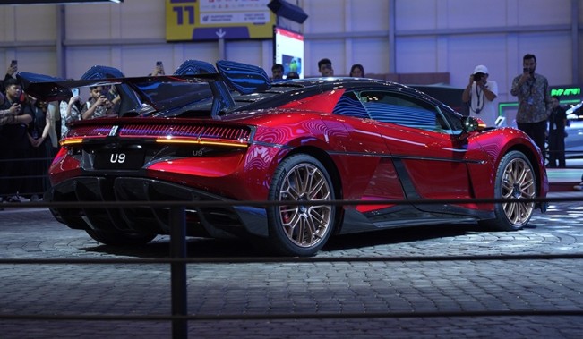 Wuss...Hypercar BYD Yangwang U9 Tembus Top Speed 472,41 Km/Jam