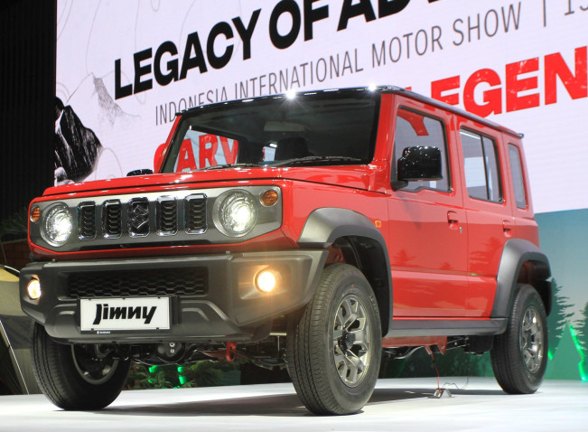 Suzuki Jimny 5-Door Resmi Meluncur di Indonesia, Tersedia Transmisi Matic dan Manual