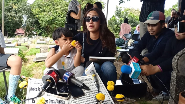 Tamara Tyasmara Didatangi Mendiang Dante Lewat Mimpi: Cuma Diam, Nggak Ngomong