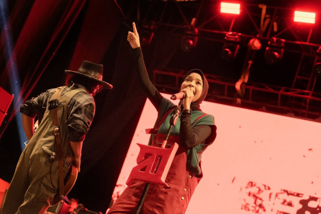 Kotak Kapok Bawakan Lagu Ciptaan Posan Tobing dan Julia Angelia