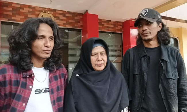 Vadel Badjideh Rayakan Ultah di Dalam Bui, Banjir Airmata