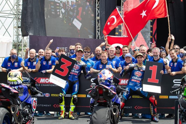 Toprak Razgatlioglu Cetak Sejarah Baru di WSBK Mandalika