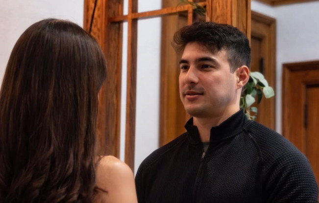 Ahli Chicopractic, Profil Tyler Bigenho Suami Aurelie Moeremans