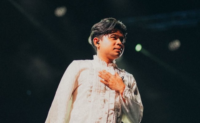 Minta Buka Celana, Sosok Penyawer Uan Juicy Luicy Diburu Netizen