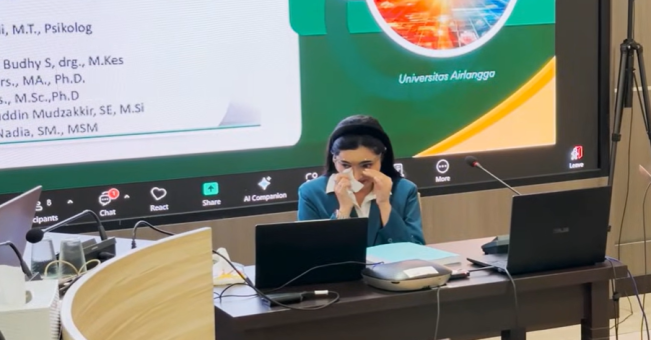 Spontan Menangis, Ujian Proposal Disertasi Ashanty Dapat Nilai A