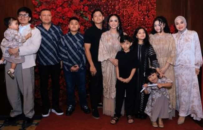 Ultah ke-50, Kris Dayanti Dapat Kado Jam Tangan Mewah dari Ameena, Harganya Fantastis!