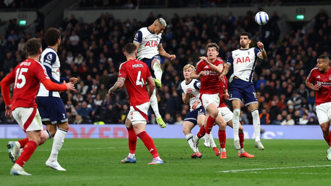 Kekalahan Tottenham dari Nottingham Diwarnai VAR Mati Akibat Alarm Kebakaran