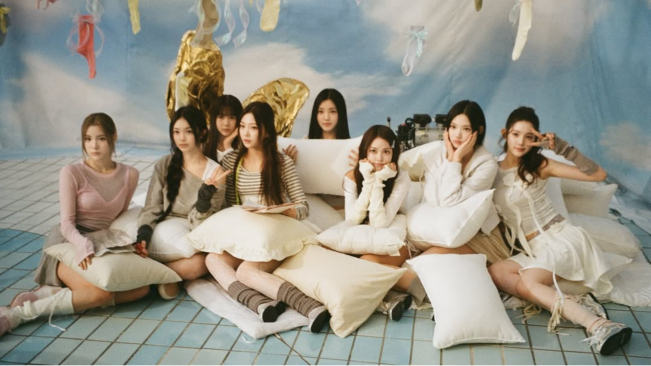 Momen Carmen Pulang Kampung Bareng Member H2H, Sapa Langsung Fans di Jakarta