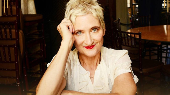 Jill Sobule, Penyanyi Lagu 'I Kissed a Girl' Versi 1995, Meninggal Akibat Kebakaran