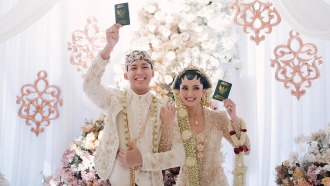 Profil dan Agama Mochammad Andhika, Suami Artis Valerie Tifanka