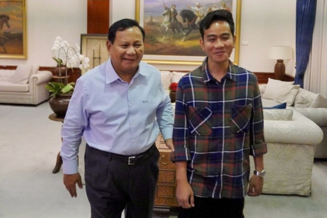 Bertemu di Kertanegara, Prabowo dan Gibran Ngobrol Ditemani Kucing