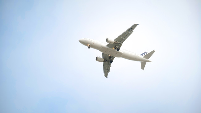 Canda Bawa Bom di Pesawat, Penumpang Super Air Jet Telan 'Pil Pahit'