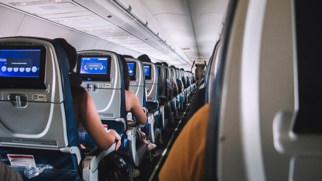 Canda Bawa Bom di Pesawat, Penumpang Super Air Jet Telan 'Pil Pahit'