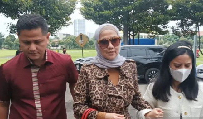 Venna Melinda Tegaskan "Ogah" Berdamai dengan Ferry Irawan