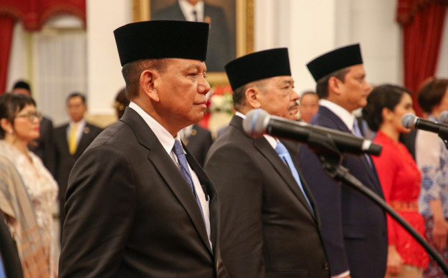 Bambang Eko Suhariyanto saat dilantik sebagai Wamensesneg. [Foto: Setneg]
