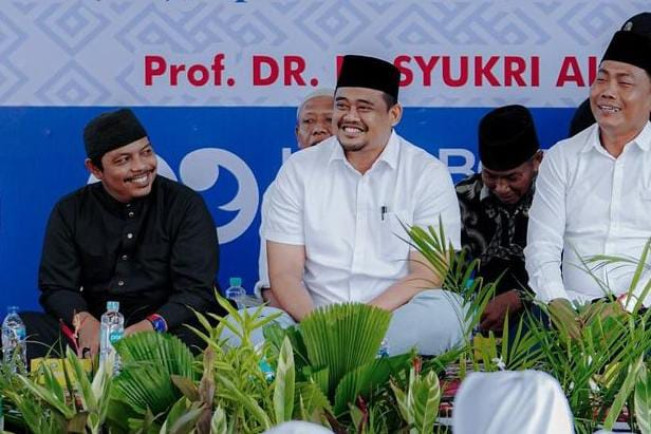 Seloroh Bobby Nasution Lihat Jalan Rusak di Labusel: Ayam Saja Terbang, Menghindari Lubang