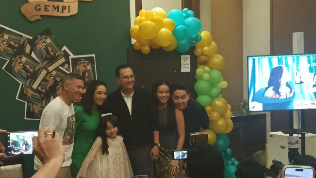 Gading dan Gisel Temani Gempi Luncurkan Lagu Ajaib Ciptaan Yura Yunita dan Donne Maula